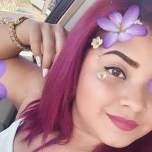 Meet your Posher, Estefany